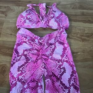 Lici Fit workout gym set